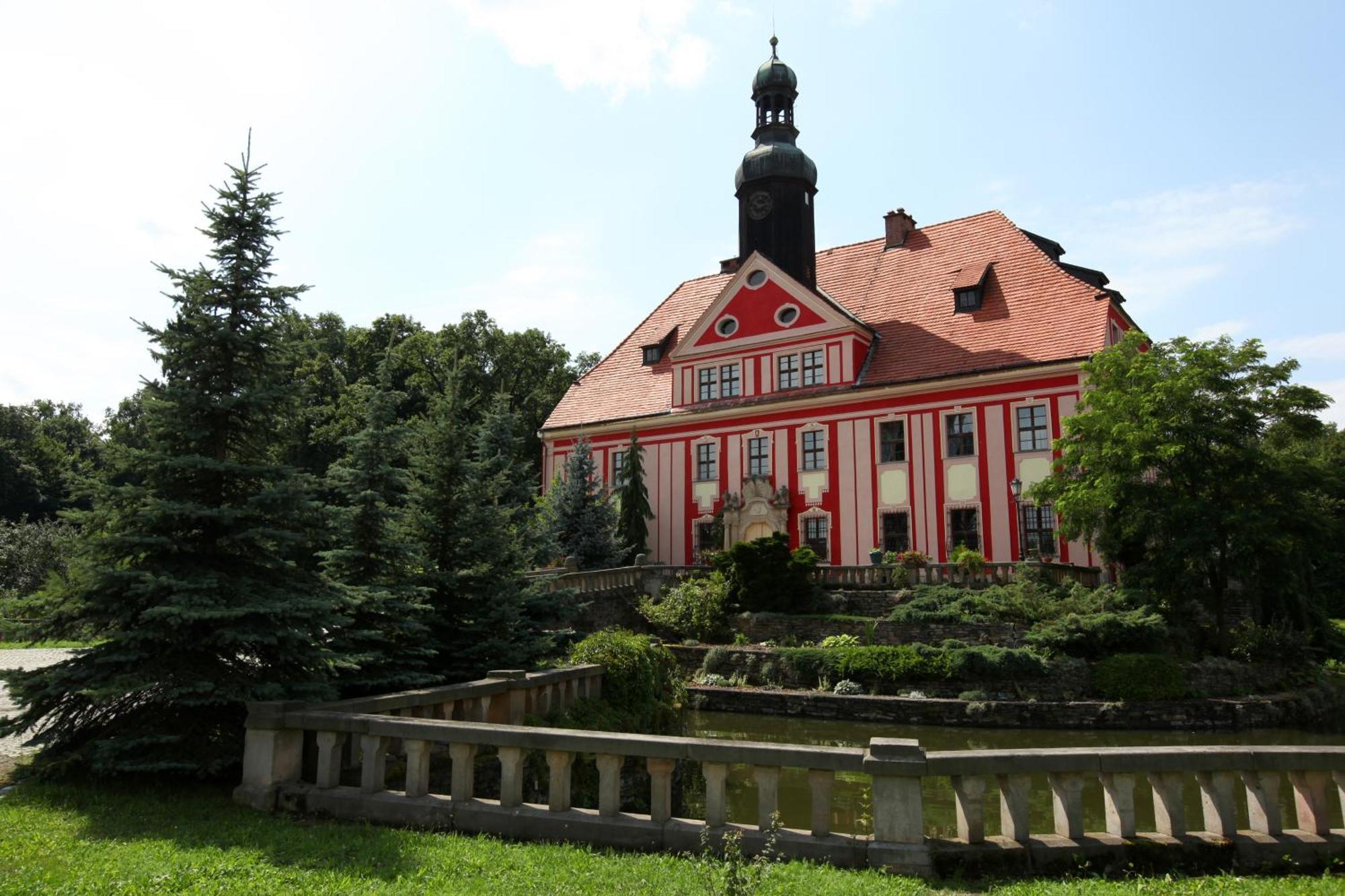 Boutique Palac Warmatowice Sienkiewiczowskie Legnica Esterno foto