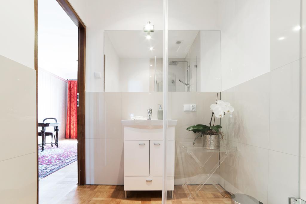 Boutique Palac Warmatowice Sienkiewiczowskie Legnica Esterno foto